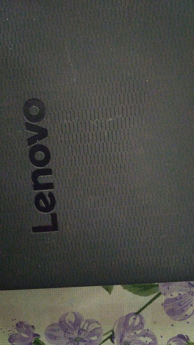 Lenovo i5 ntel® Core™ i5-7200U, 8GB RAM DDR4, 256G