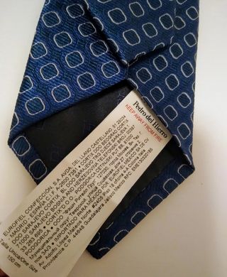 Corbata de seda Pedro del Hierro