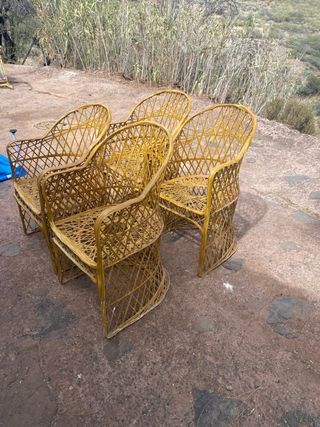 Sillas de fibra natural varnizado