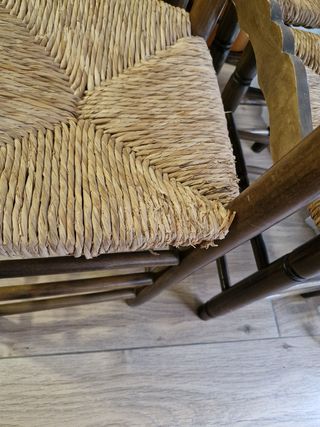 4 Sillas mimbre antiguas