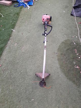 Desbrozadora VOLTOR V-1125 P