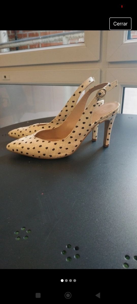 CHOLLo salones de piel