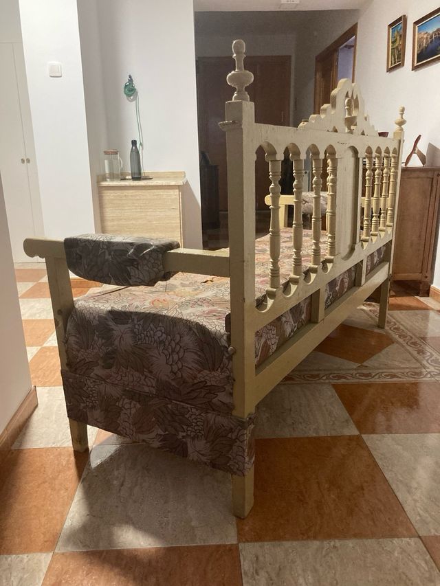 Sofa/Banco de madera antiguo