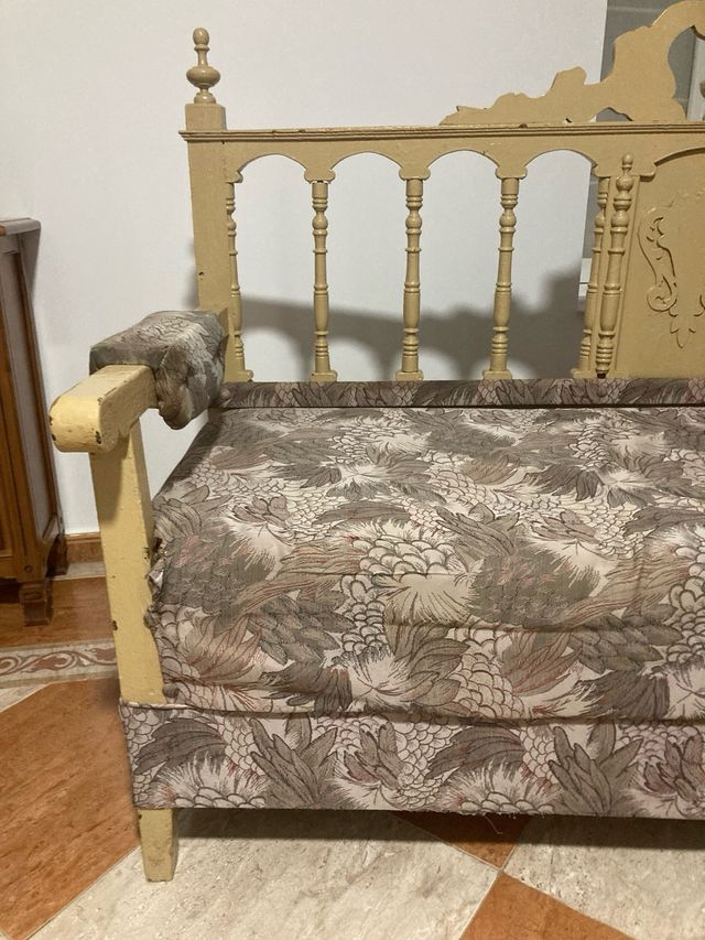 Sofa/Banco de madera antiguo