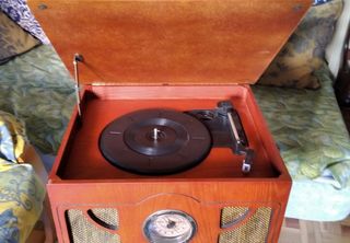 Equipo de música estilo vintage