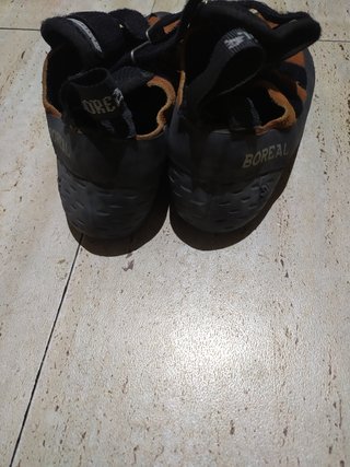 Pues de gato para escalada marca boreal