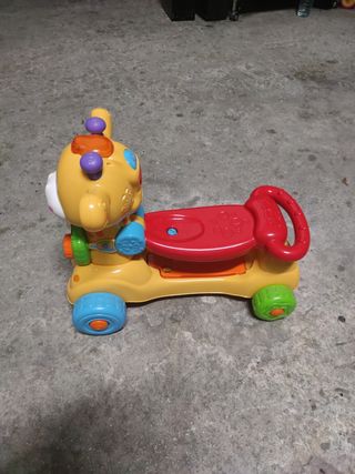 Jirafa scooter Vtech 4 en 1.