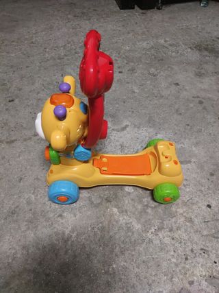Jirafa scooter Vtech 4 en 1.
