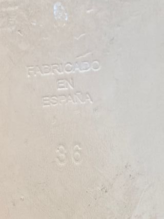 Sandalia Mujer Gloria Ortiz dorada Nro. 36