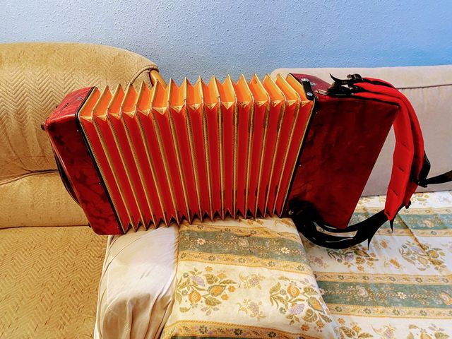 acordeon HOHNER CLUB III M