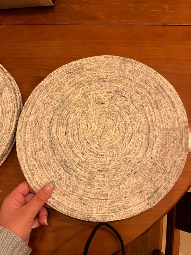 Bases para copos e pratos