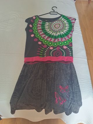 Camiseta +falda de Desigual para chica 