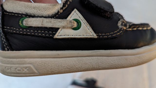 Zapatos Geox bebé talla 23