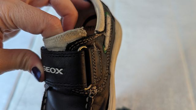 Zapatos Geox bebé talla 23