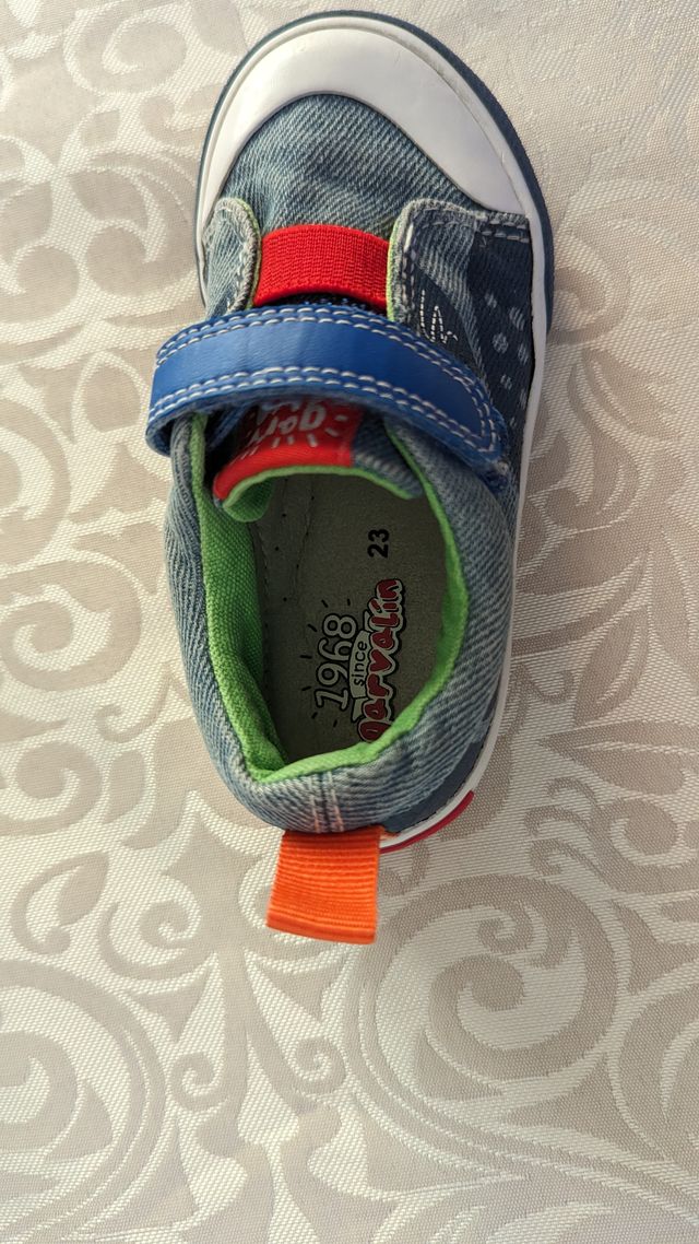 Zapatillas Garvalin talla 23