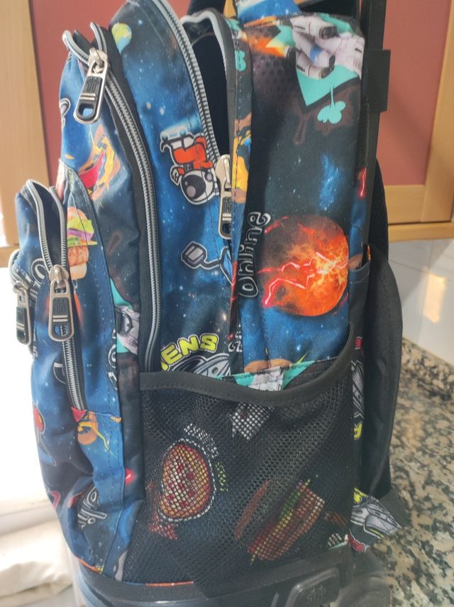 MOCHILA CON RUEDAS TOTTO