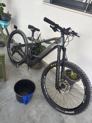 E-bike Orbea Wild carbono como nueva