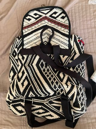 Mochila mas cartera monedero