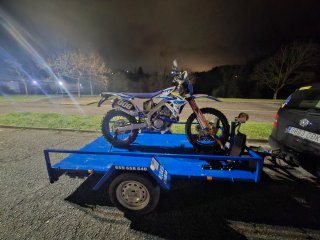 Alquiler remolque motos quad