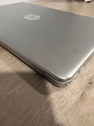 Portatil HP 15s-FQ1120NS