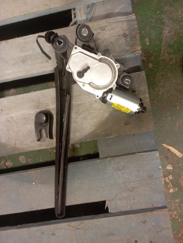 Limpiaparabrisas trasero Seat leon 1p