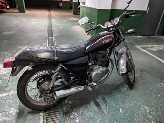 Yamaha SR250