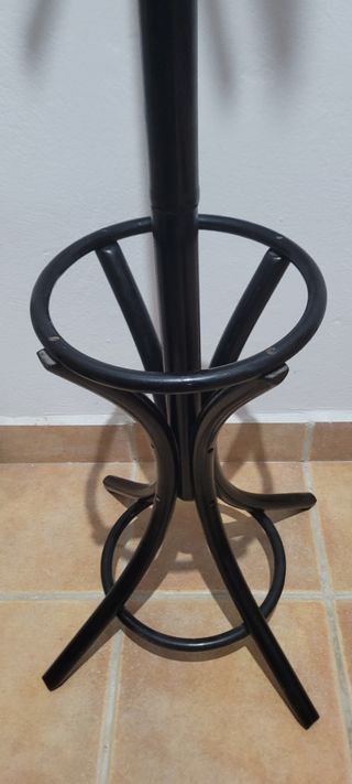 Perchero de Aloja do Gato Preto