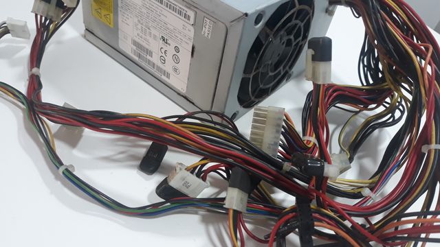 FONTE ALIMENTAÇÃO FUJITSU PRIMERGY - 700W