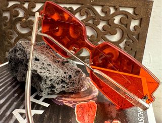 Christian Dior colorquake 1 lente rojo