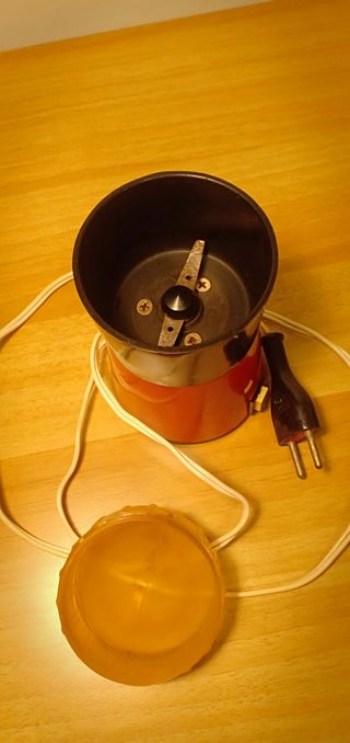 Macinacaffè elettrico vintage