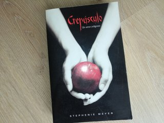 CREPÚSCULO, saga