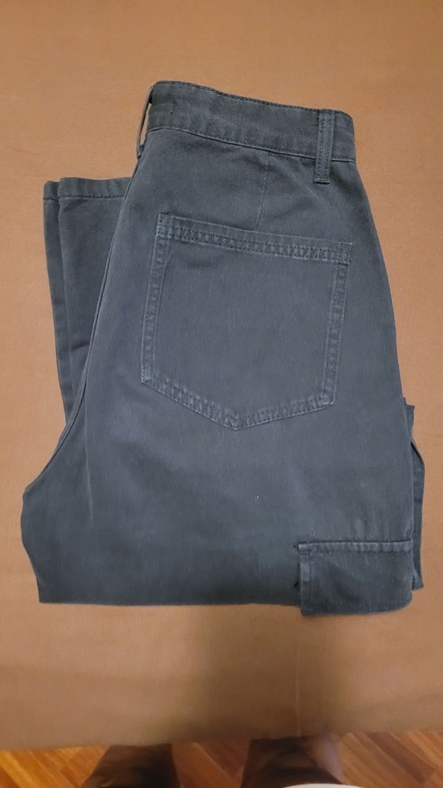 Pantalón Stradivarius