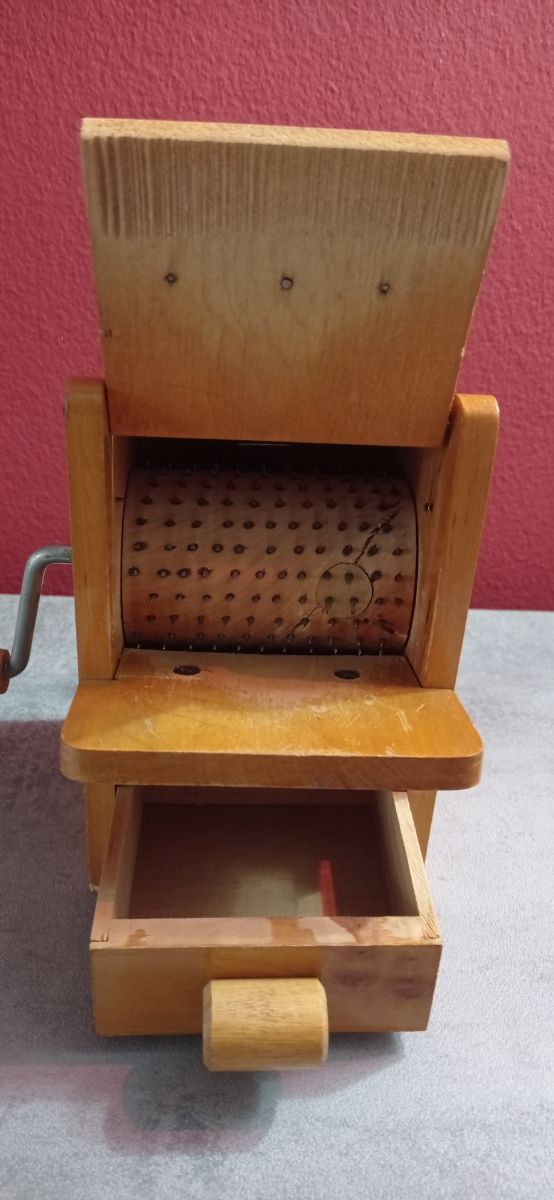 Grattugia legno Lariana