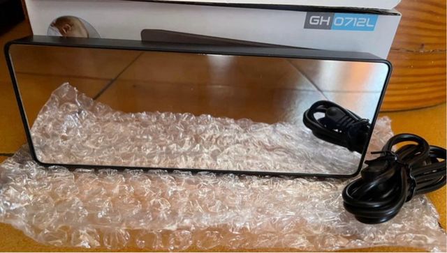 Sveglia digitale a specchio