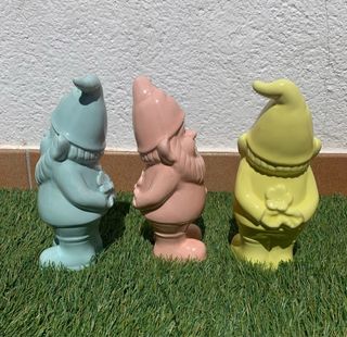 Pack de Gnomos de cerámica varios colores 25cm.