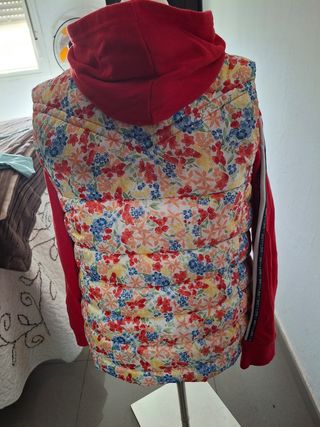 Chaleco acolchado niña. Talla 13/14 