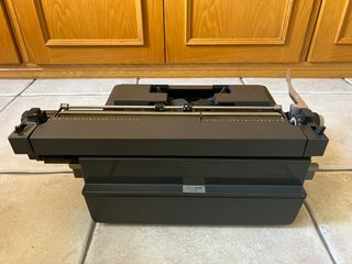 Maquina de escribir Olivetti Linea 98