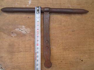 Cerrojo antiguo con su cerradura, 25 cm.