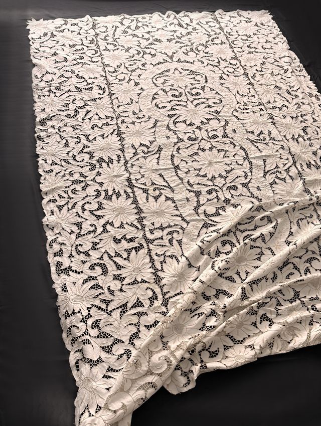 Mantel Antigua Grande