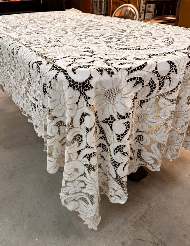 Mantel Antigua Grande