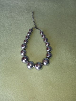 Vendo collar gargantilla plateado