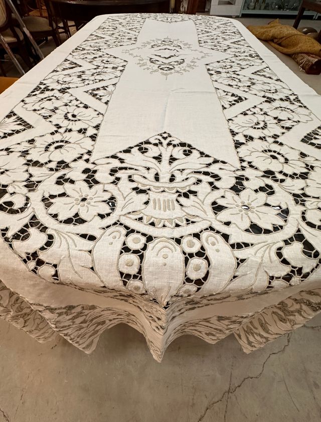 Mantel Antigua Grande