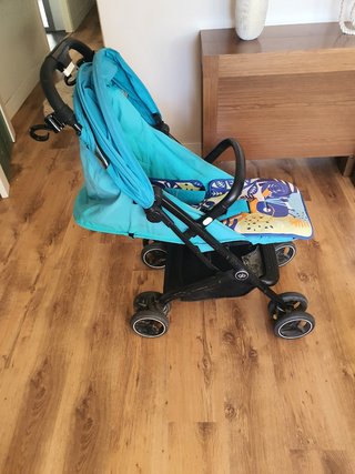 Carro silla de paseo GB QBIT+ y accesorios.