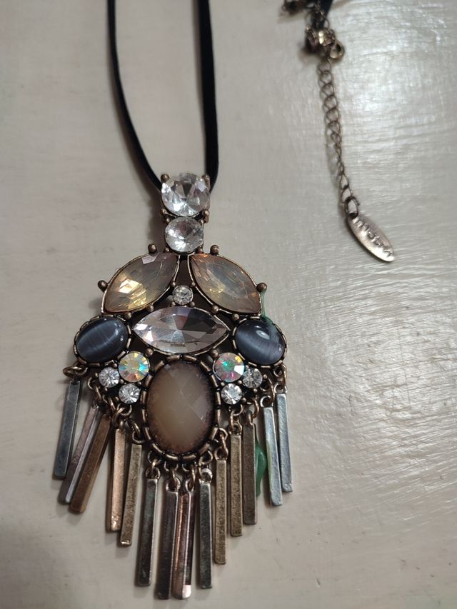 Collana lunga Motivi