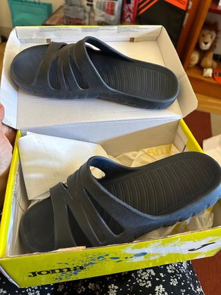 Joma Chanclas talla 37