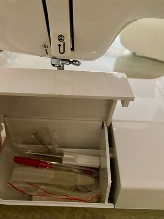 Máquina de coser Saivod