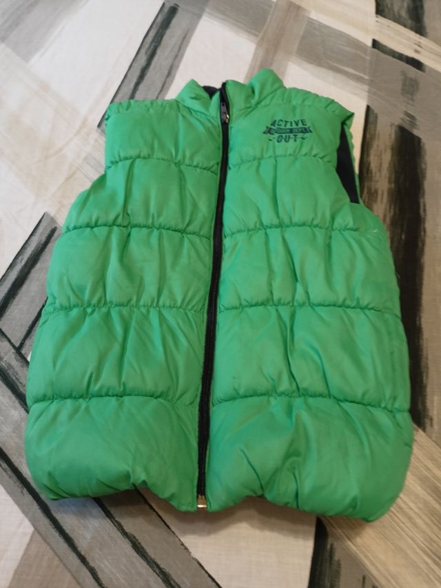 Chaleco unisex. Talla 8-9