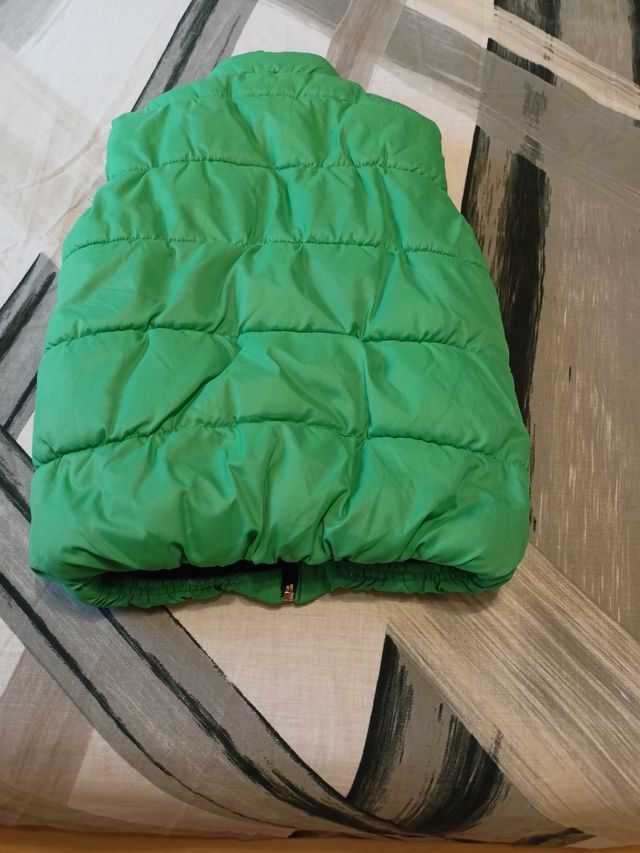 Chaleco unisex. Talla 8-9