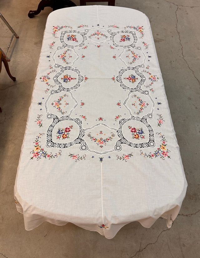 Mantel Antigua Grande