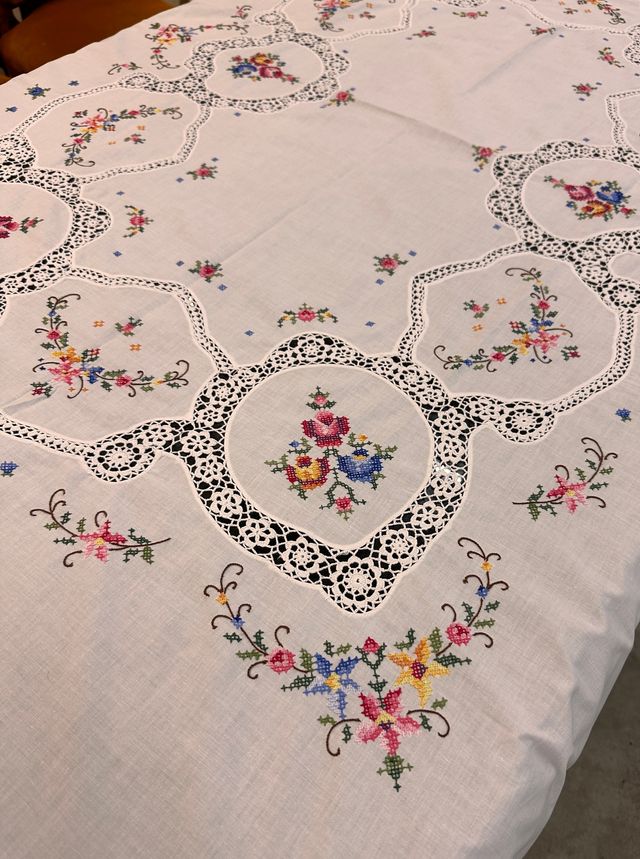 Mantel Antigua Grande